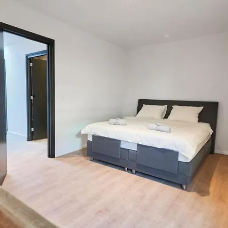 アパート The Vault - - By T&s *